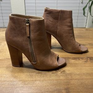 Anthropologie Levity Alaina leather peep toe ankle booties
